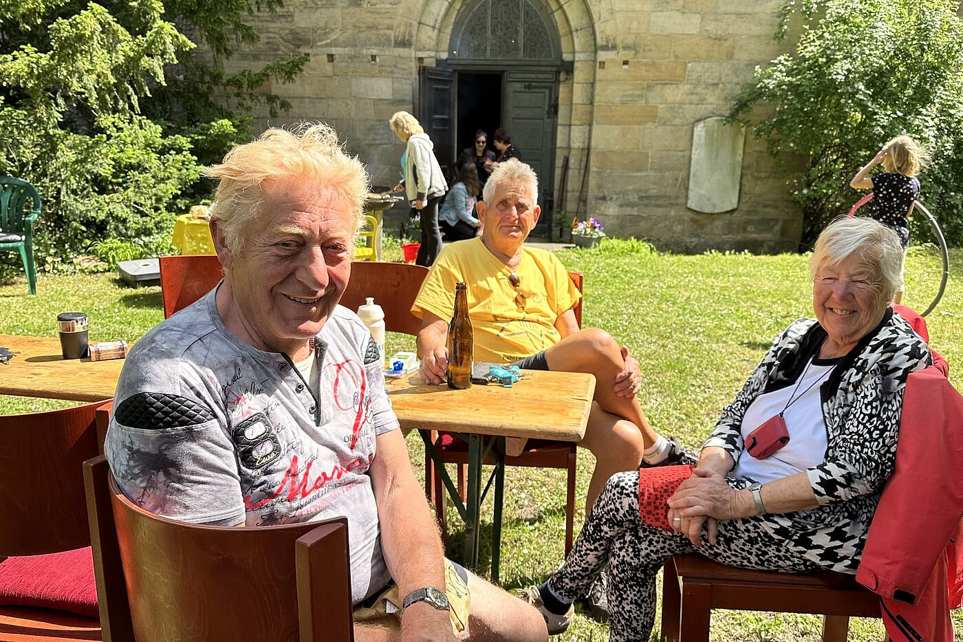 Auskang der Pilgerradtour im Kirchengarten